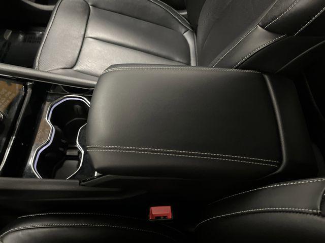 used 2022 Jeep Grand Cherokee car, priced at $32,194