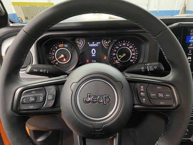 new 2025 Jeep Wrangler car, priced at $35,553