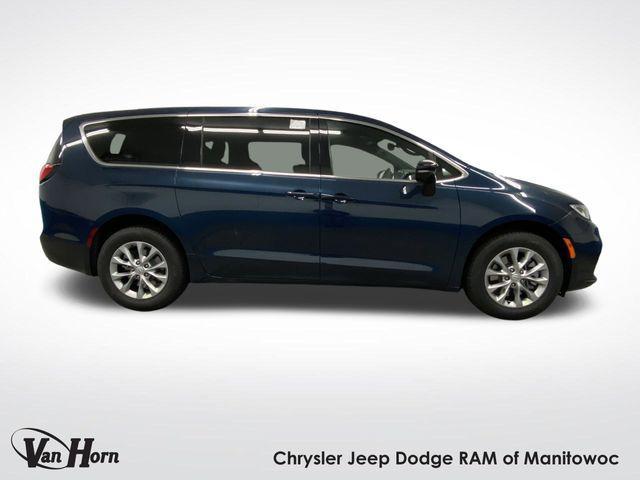 new 2025 Chrysler Pacifica car, priced at $48,771