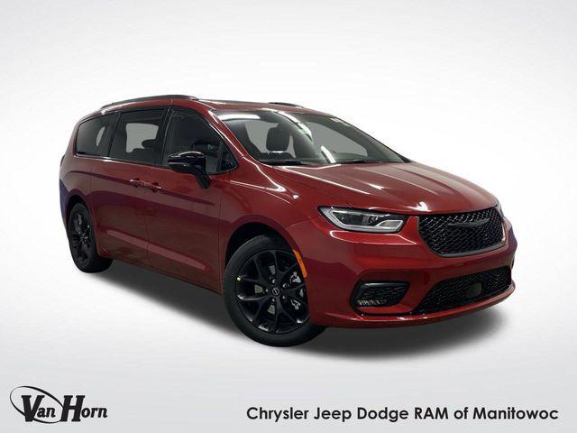 new 2026 Chrysler Pacifica car, priced at $48,508