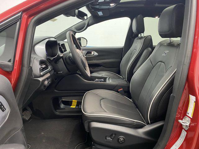 new 2026 Chrysler Pacifica car, priced at $48,508