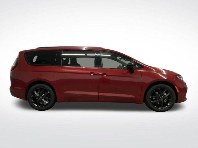 new 2026 Chrysler Pacifica car, priced at $48,508