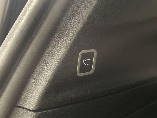 used 2022 Chrysler Pacifica Hybrid car, priced at $30,249