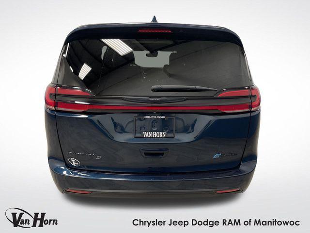 used 2022 Chrysler Pacifica Hybrid car, priced at $30,249
