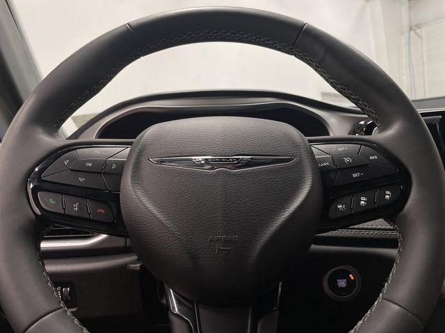 used 2022 Chrysler Pacifica Hybrid car, priced at $30,249