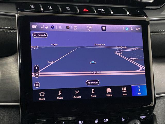 new 2025 Jeep Grand Cherokee car, priced at $50,446