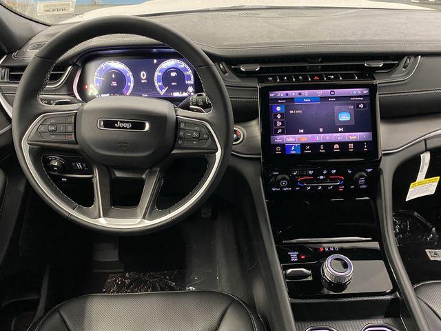 new 2025 Jeep Grand Cherokee car, priced at $50,446