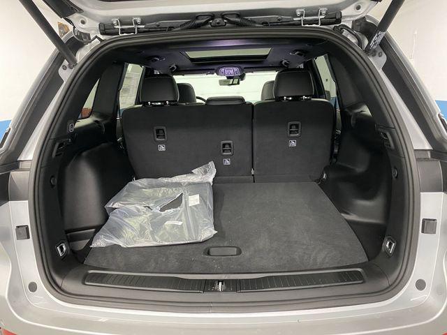 new 2025 Jeep Grand Cherokee car, priced at $50,446