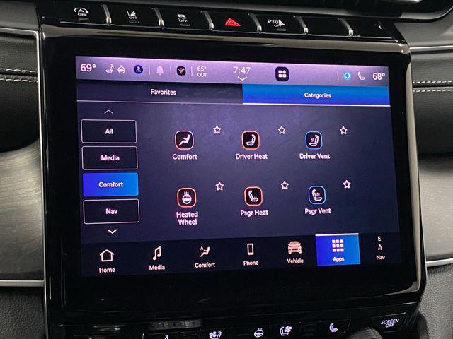 new 2025 Jeep Grand Cherokee car, priced at $50,446