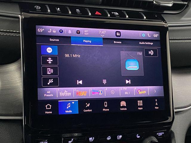 new 2025 Jeep Grand Cherokee car, priced at $50,446