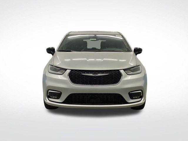 new 2026 Chrysler Pacifica car, priced at $49,771