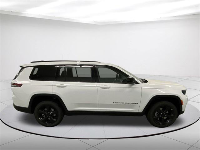 new 2025 Jeep Grand Cherokee L car, priced at $46,285