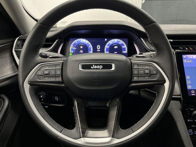 used 2023 Jeep Grand Cherokee car, priced at $29,999