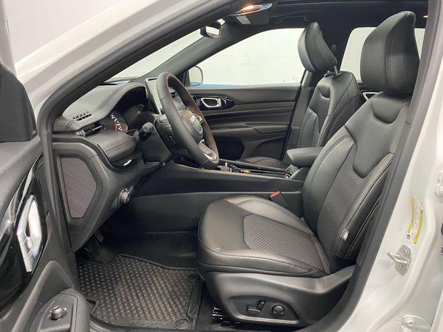 new 2025 Jeep Compass car, priced at $30,453