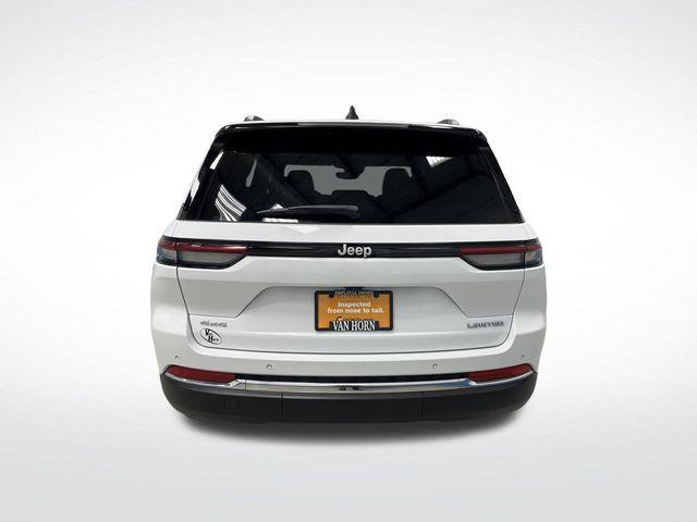 used 2024 Jeep Grand Cherokee car, priced at $29,999