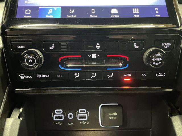 used 2024 Jeep Grand Cherokee car, priced at $29,999