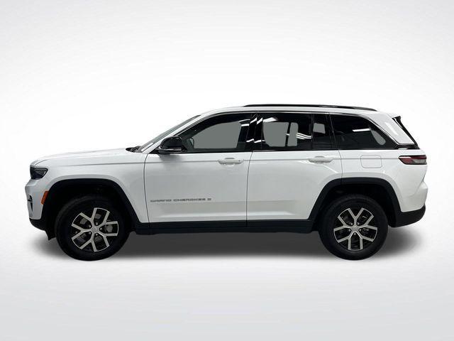used 2024 Jeep Grand Cherokee car, priced at $29,999