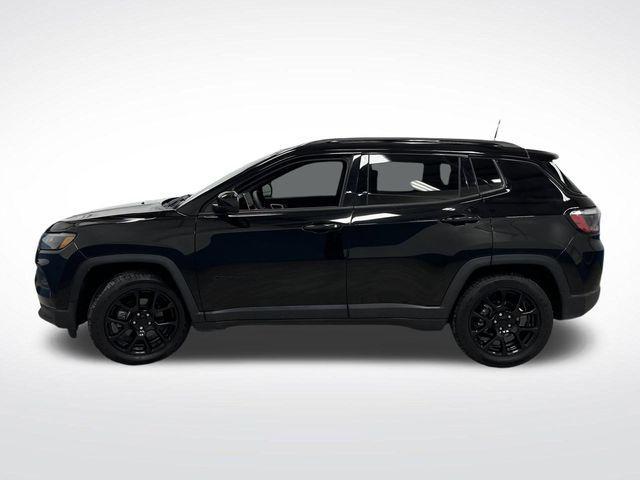 used 2022 Jeep Compass car, priced at $20,922