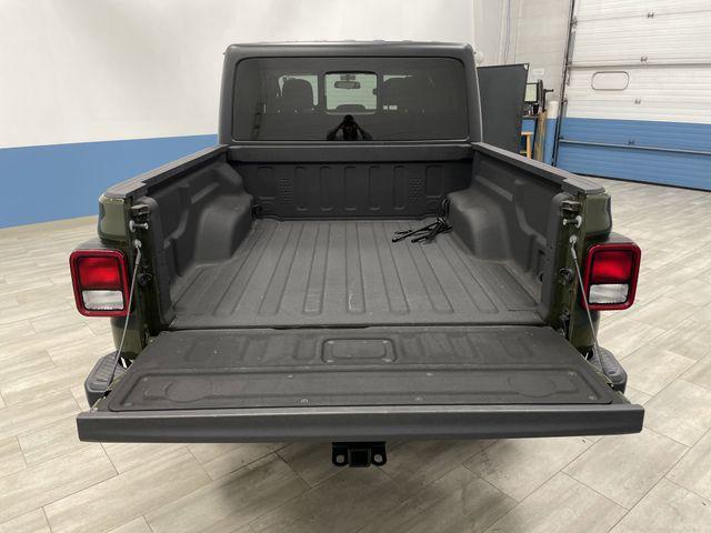 used 2021 Jeep Gladiator car, priced at $31,083