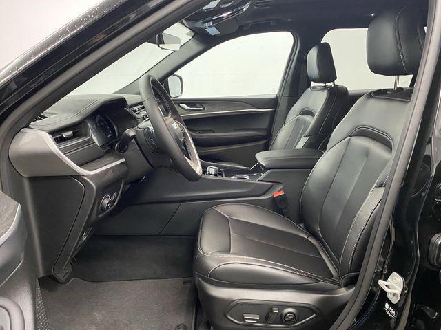 new 2025 Jeep Grand Cherokee L car, priced at $48,638