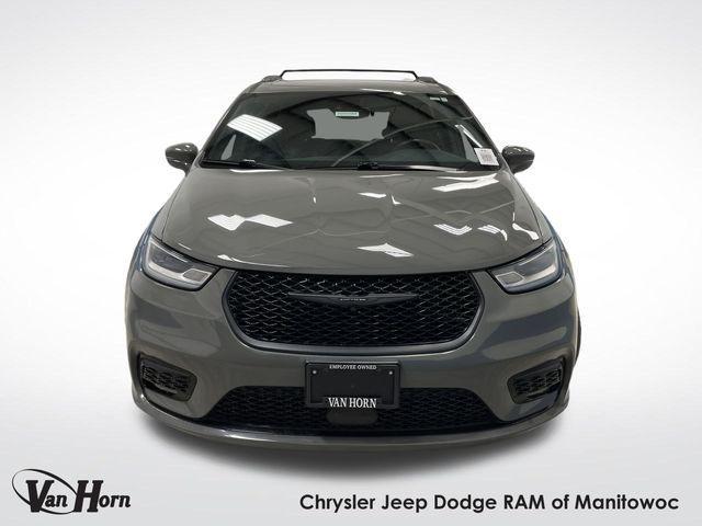 used 2021 Chrysler Pacifica car, priced at $24,300