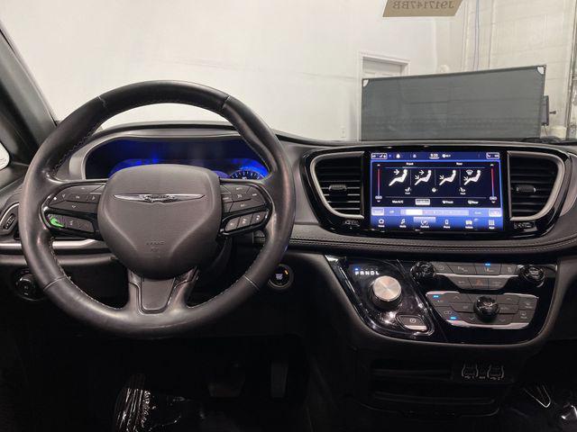 used 2021 Chrysler Pacifica car, priced at $24,300