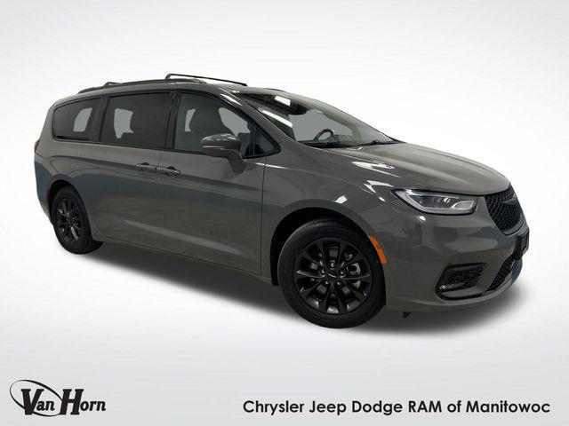 used 2021 Chrysler Pacifica car, priced at $24,499