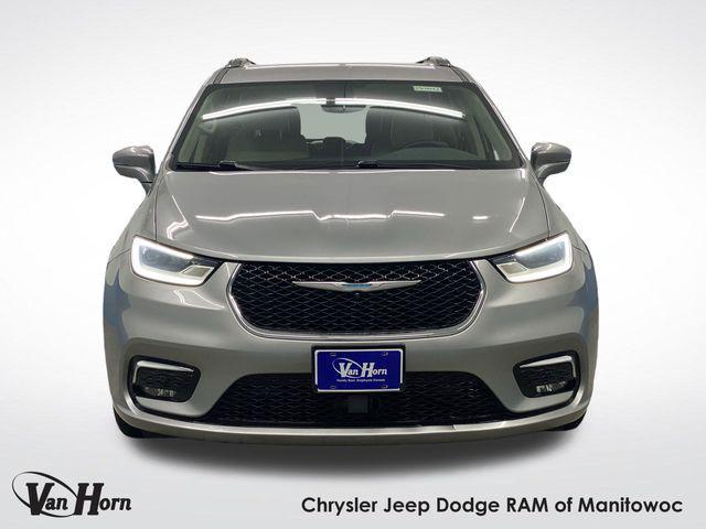 used 2021 Chrysler Pacifica Hybrid car, priced at $25,499