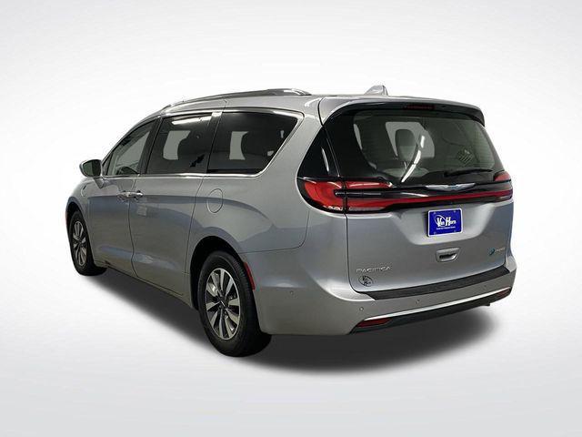used 2021 Chrysler Pacifica Hybrid car, priced at $23,999