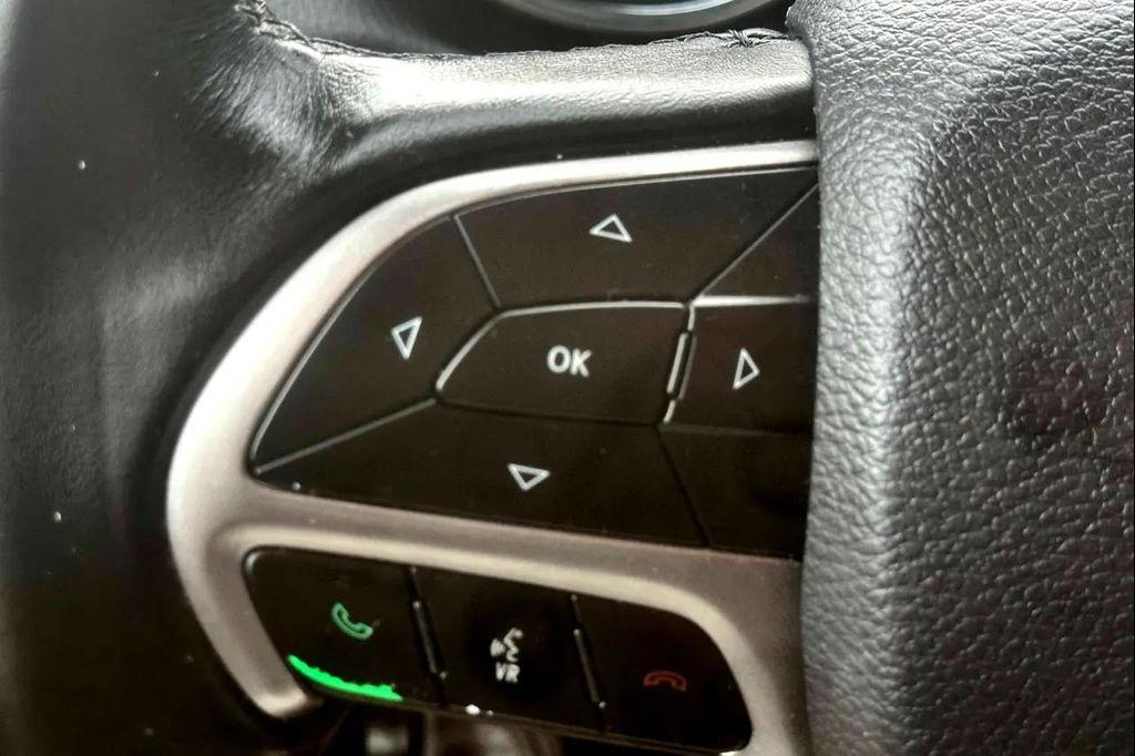 used 2019 Jeep Grand Cherokee car, priced at $18,900
