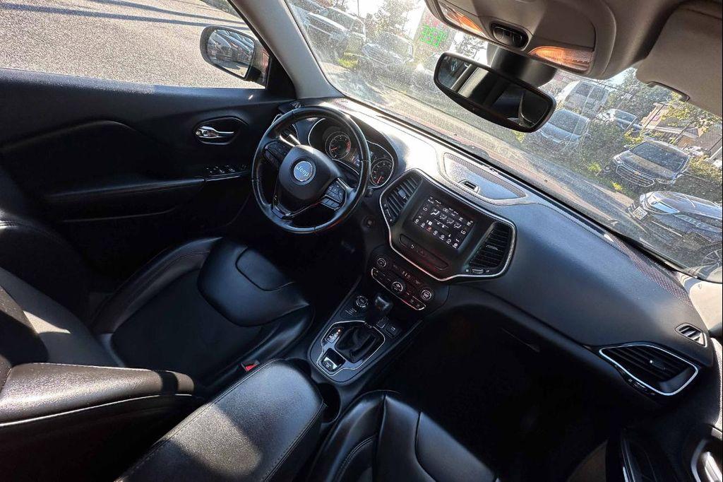 used 2020 Jeep Cherokee car, priced at $18,900