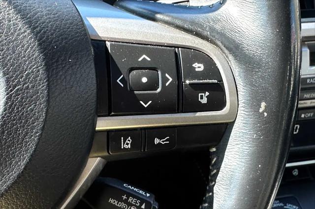 used 2017 Lexus ES 300h car, priced at $22,400