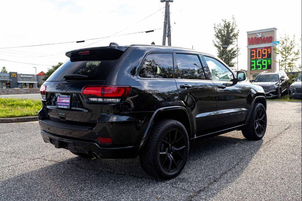 used 2021 Jeep Grand Cherokee car, priced at $18,400