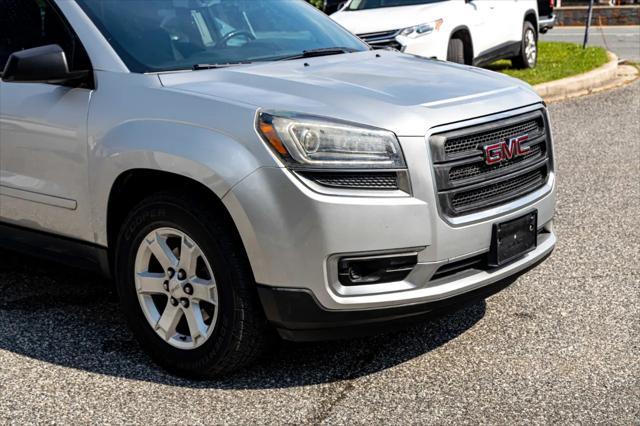 used 2015 GMC Acadia car, priced at $9,900