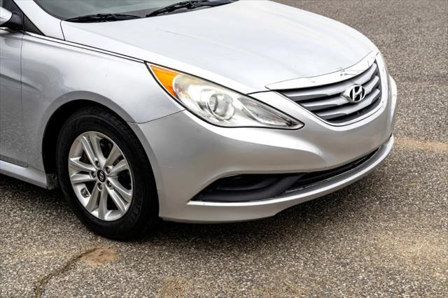 used 2014 Hyundai Sonata car, priced at $6,400