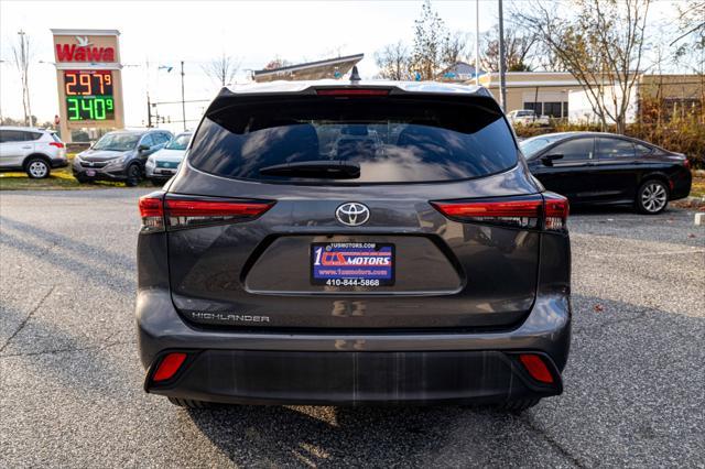 used 2020 Toyota Highlander car, priced at $26,500