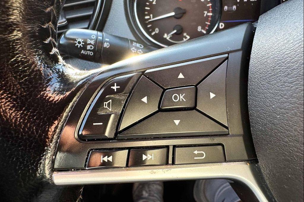 used 2020 Nissan Rogue Sport car, priced at $17,500