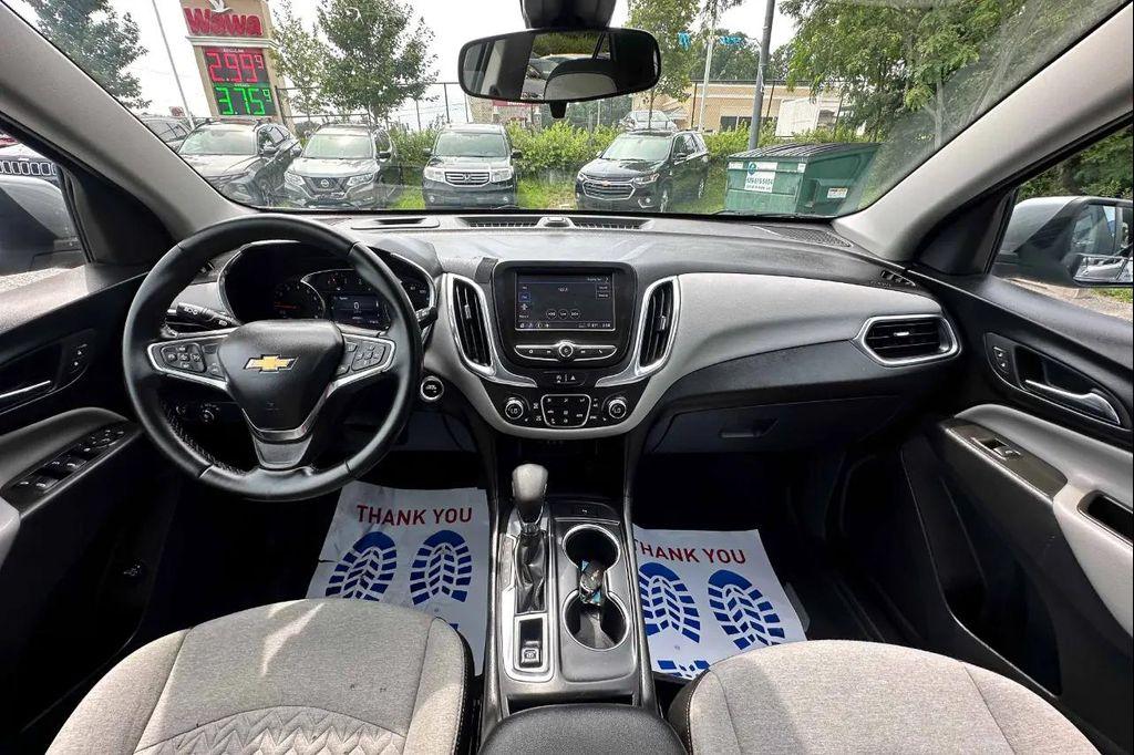 used 2023 Chevrolet Equinox car, priced at $19,300