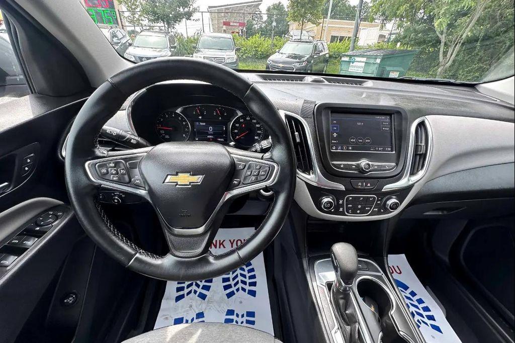 used 2023 Chevrolet Equinox car, priced at $19,300