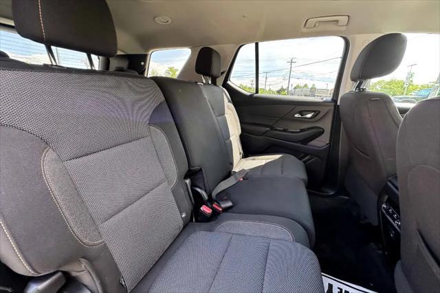 used 2020 Chevrolet Traverse car, priced at $15,500