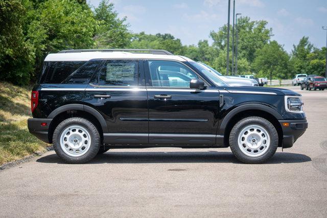 new 2024 Ford Bronco Sport car, priced at $32,000