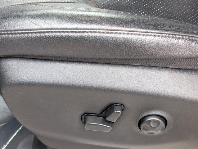 used 2022 Chrysler Pacifica Hybrid car, priced at $27,000