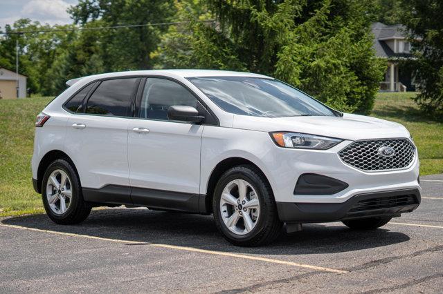 new 2024 Ford Edge car, priced at $32,000