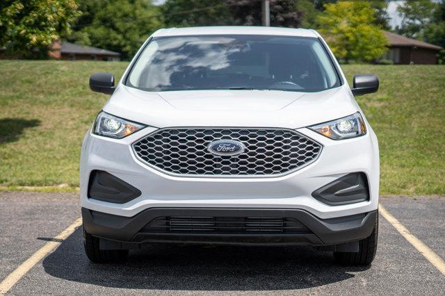 new 2024 Ford Edge car, priced at $32,000