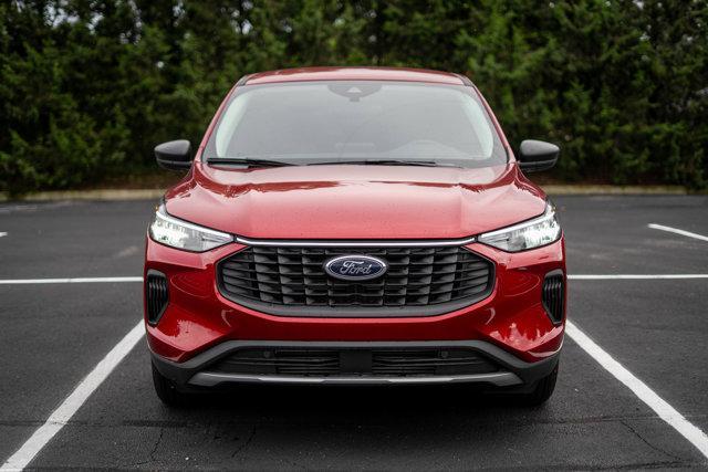 new 2025 Ford Escape car, priced at $24,500