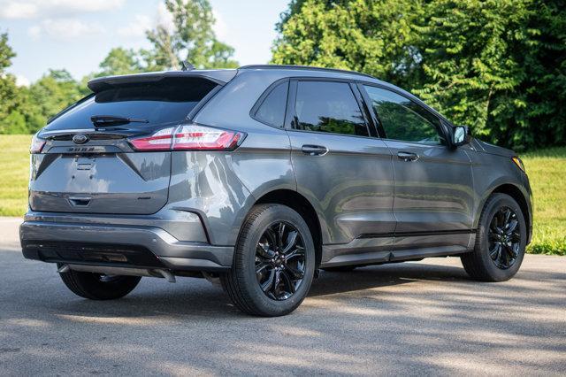 new 2024 Ford Edge car, priced at $34,000