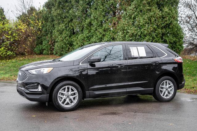 used 2024 Ford Edge car, priced at $27,000