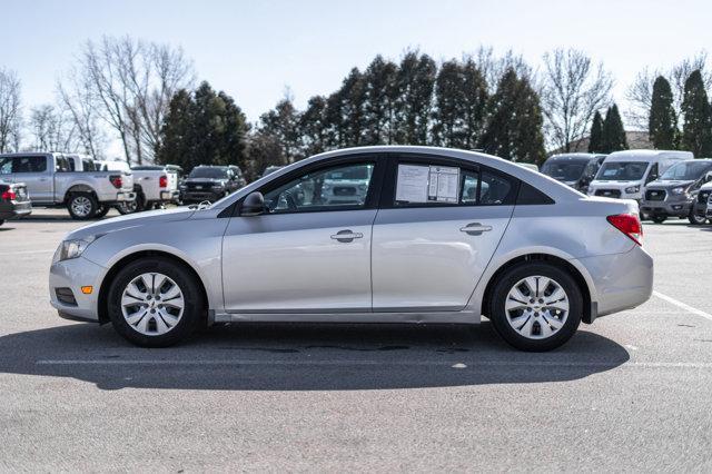 used 2014 Chevrolet Cruze car, priced at $6,500