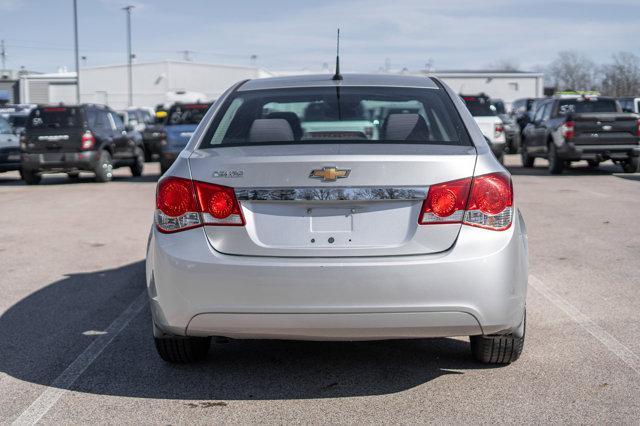 used 2014 Chevrolet Cruze car, priced at $6,500