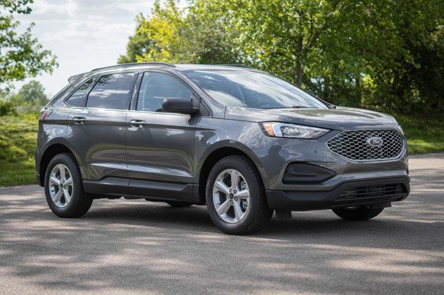 new 2024 Ford Edge car, priced at $33,500